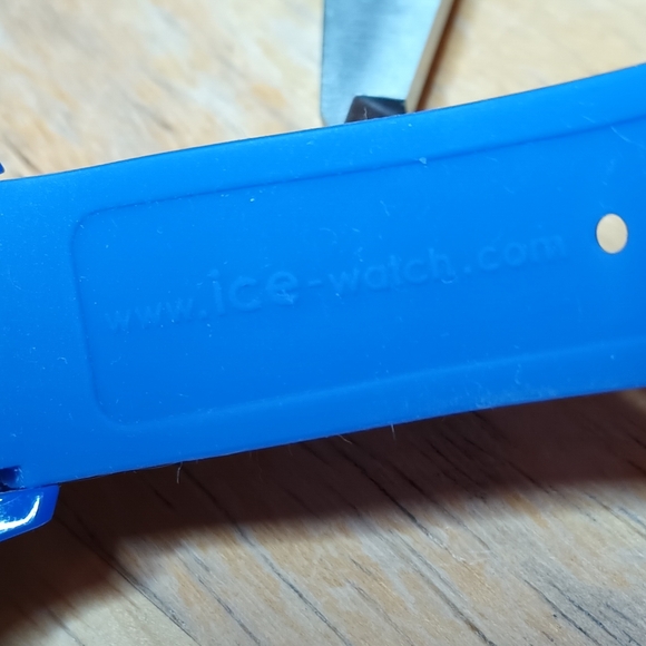 X ICE watch Forever Blue 3 hand Japanese movement with date, blue silicone b - Picture 7 of 11